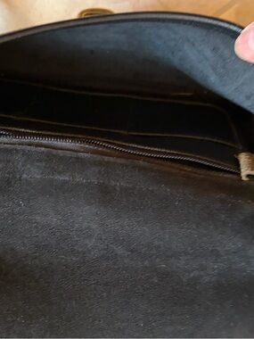 Dooney & Bourke Black Crossbody Bag with Zip Pocket